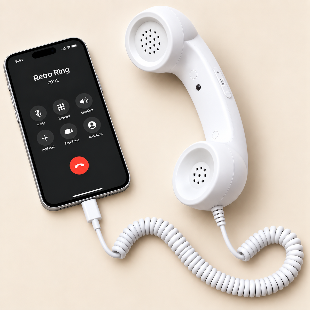 Retro Ring – Vintage-Inspired Plug In Cellphone