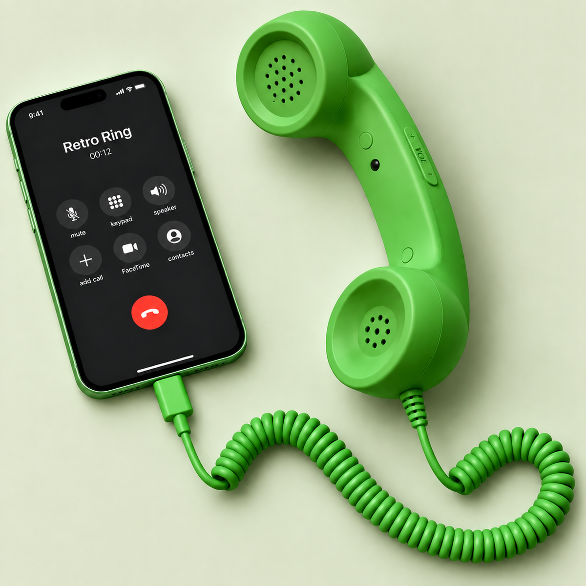 Retro Ring – Vintage-Inspired Plug In Cellphone